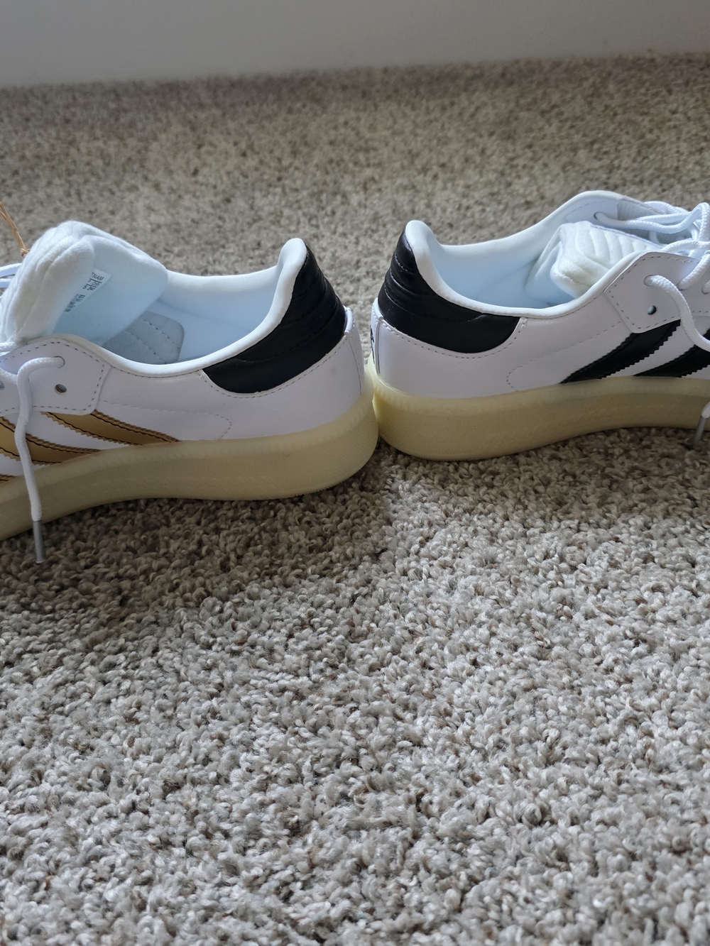 Adidas NWT Samba Vintage White with Black And Gold Stripes And Beige Suede - Picture 2 of 6